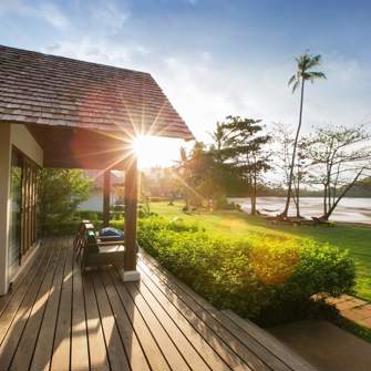 Nyd den vidunderlige udsigt fra Sea View- bungalowens private terrasse