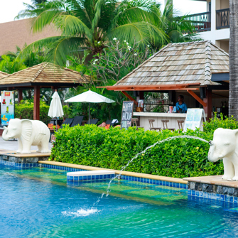 thailand - Bandara Resort_Pool Bar_01