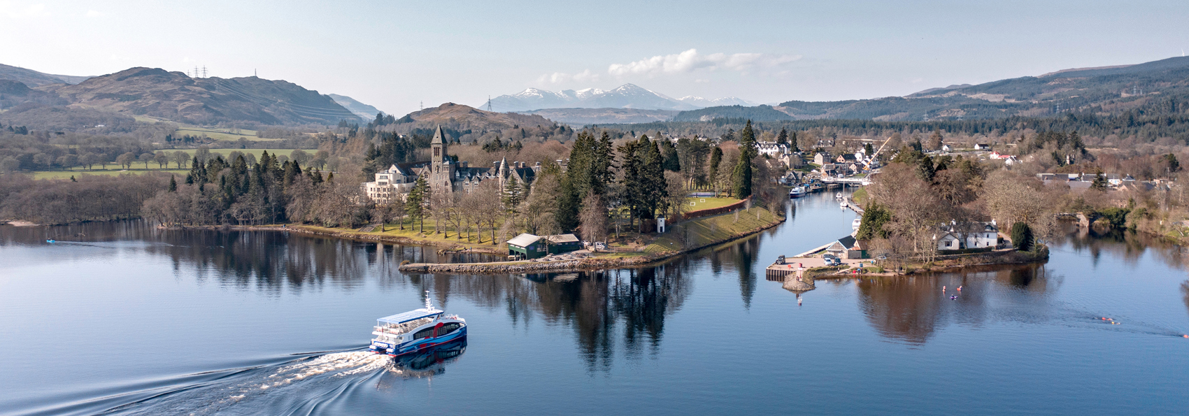 Loch_Ness_Baadcruise_01