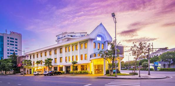 Hotel Facade