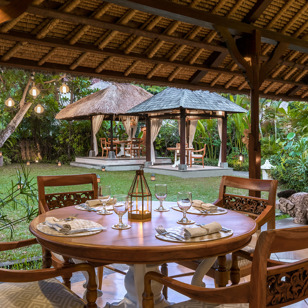 bali - sanur - The Pavillions_restaurant_02