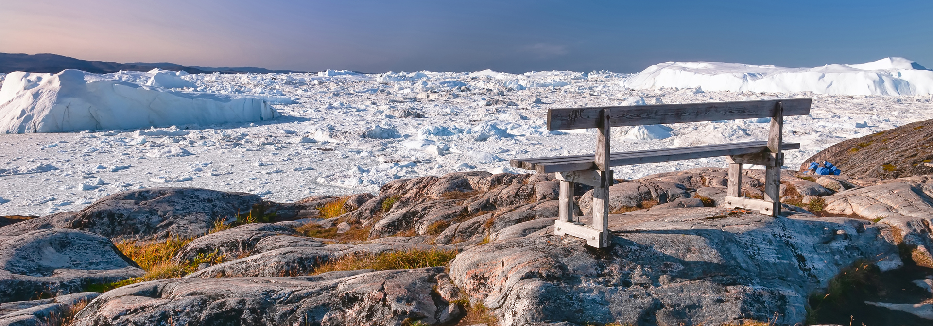 ilulissat_sermermiut bopladsen_baenk med udsigt