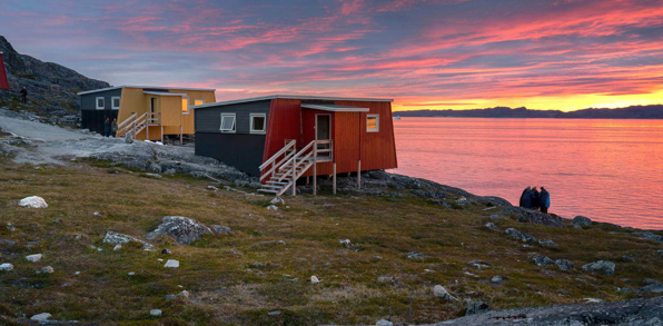 Inuk_hostels_hytter_udsigt_havet_03