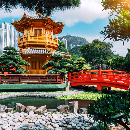 Hong Kong Lush Garden 01Shutterstock 2460223029