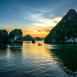 Vietnam - halong bugten_sunset_01