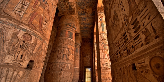 Egypten Luxor Medinat Habu 69620788