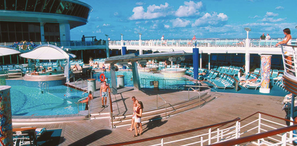 royal caribbean_adventure of the seas_solarium_01