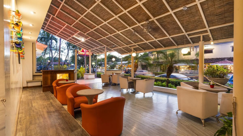 Tamarindo Diria Beach Resort Bar 01