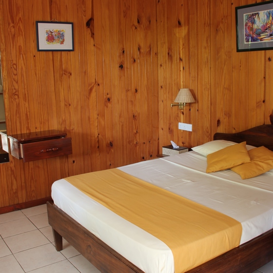 seychellerne - la digue - pension michel hotel_standard vaerelse