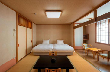 Sounkaku Grand Hotel Room