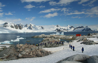 Petermann Island, hvorfra der er gode udsigter til hvaler - hvis de er der.