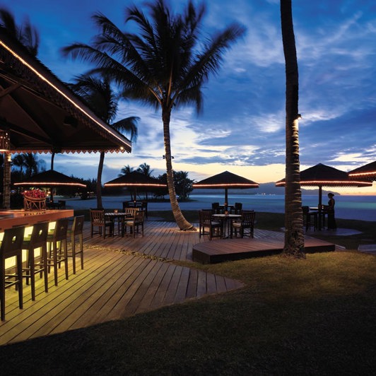 kota kinabalu - shangri la rasa ria_bar_02