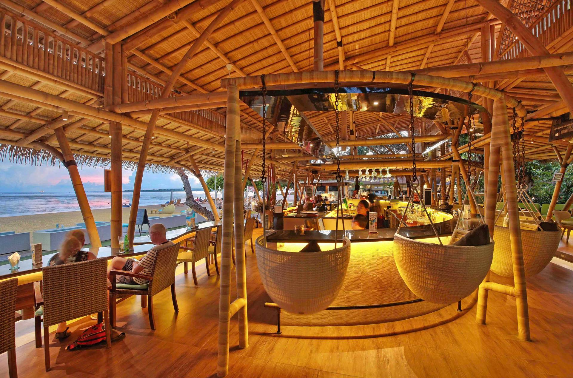 Bamboo Bar And Lounge (10)