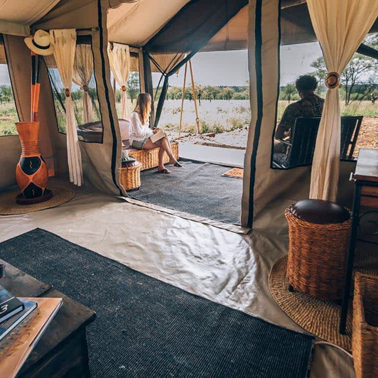 Serengeti Tortilis Camp Tent 02