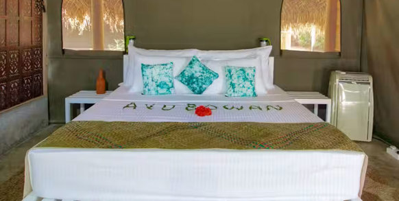 Wild Glamping Gal Oya Family Tented Lodge Bed