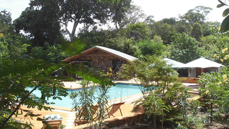Ankarana Lodge Pool 02