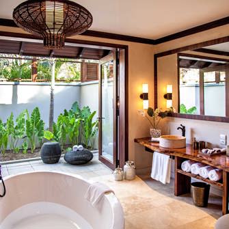 Beach Villa Bathroom