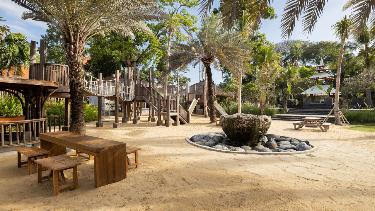 bali - sanur - sanur_segara village_beach_front_2022_playground