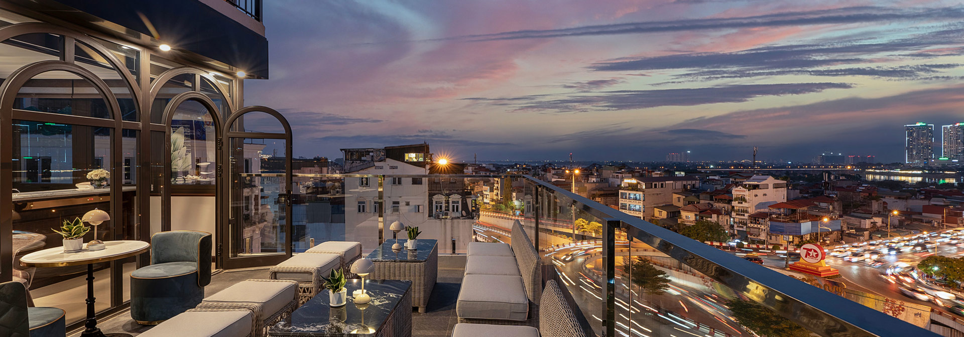 The Q Boutique Hotel Skybar2