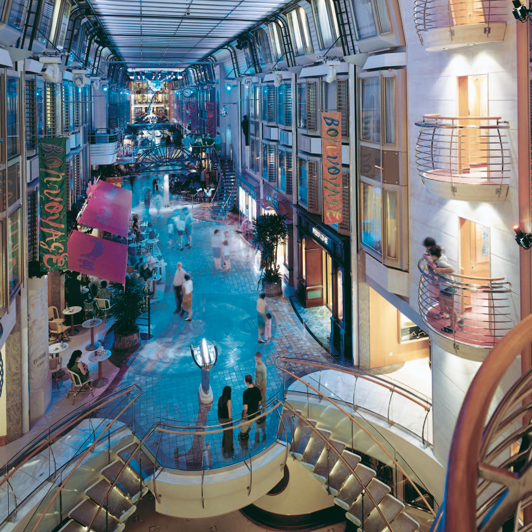 royal caribbean_explorer of the seas_promenade