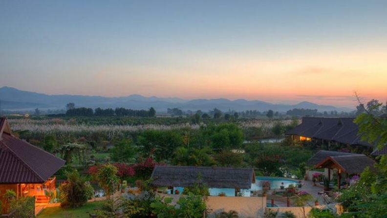 thailand - meakok river village_pool_03