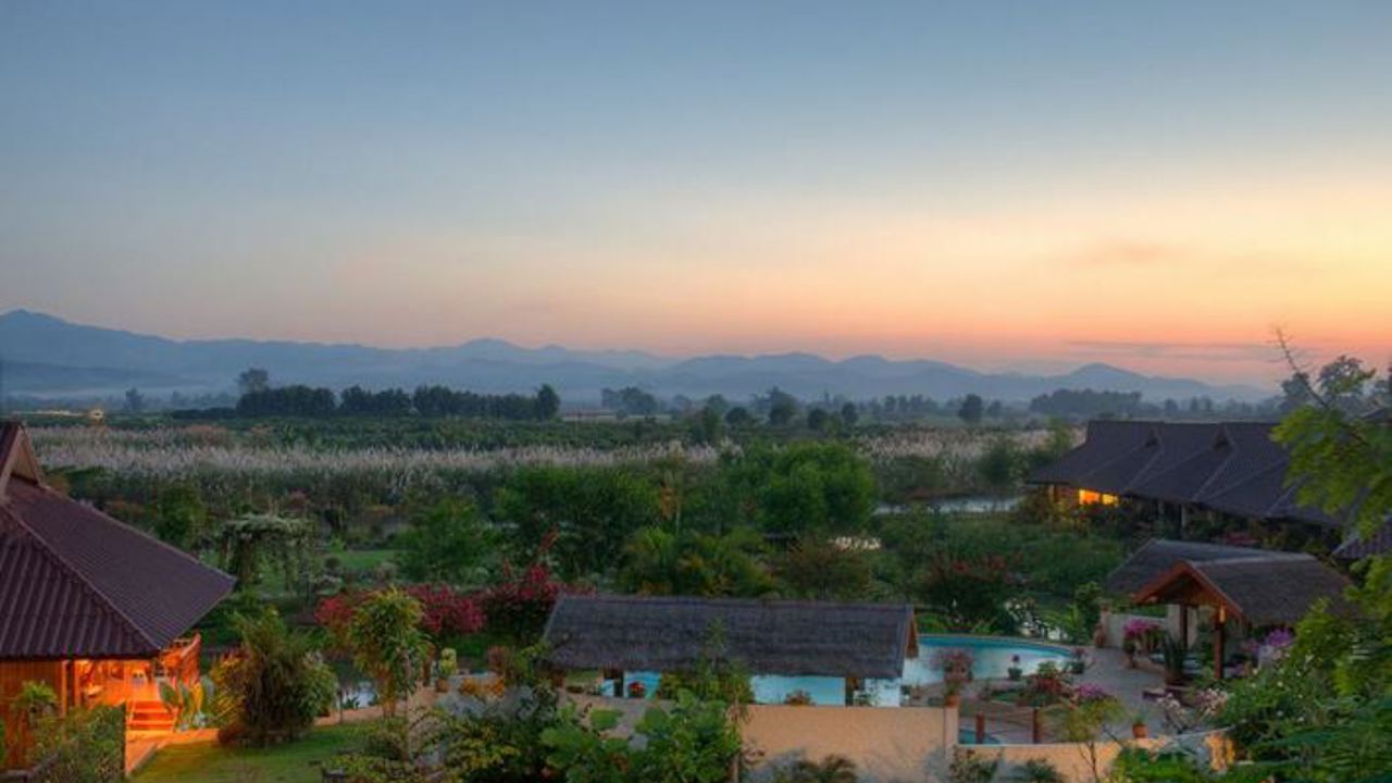 thailand - meakok river village_pool_03