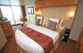 celebrity reflection_kahyt_veranda stateroom_01