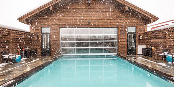 Elk Country Inn USA MT Pool Snowing