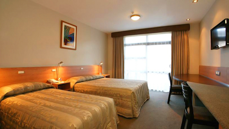 new zealand - bay of islands - kingsgate hotel autolodge paihia_dobbelt vaerelse_01