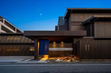 Hotel Wood Facade