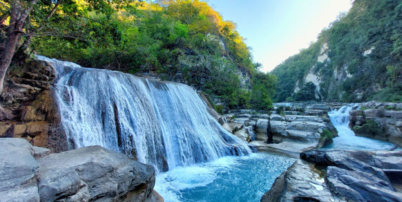 Sumba Øst Tanggedu Waterfall 2527125229