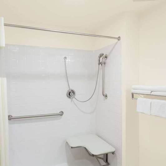 Days Inn By Wyndham West Yellowstone USA MT Bathroom 02