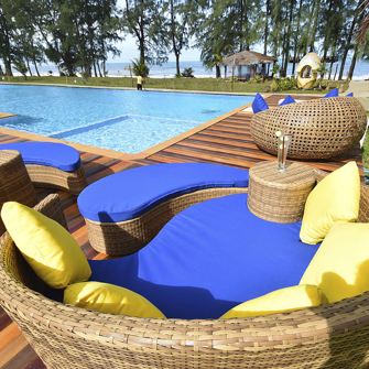 thailand - long beach chalet_pool_03