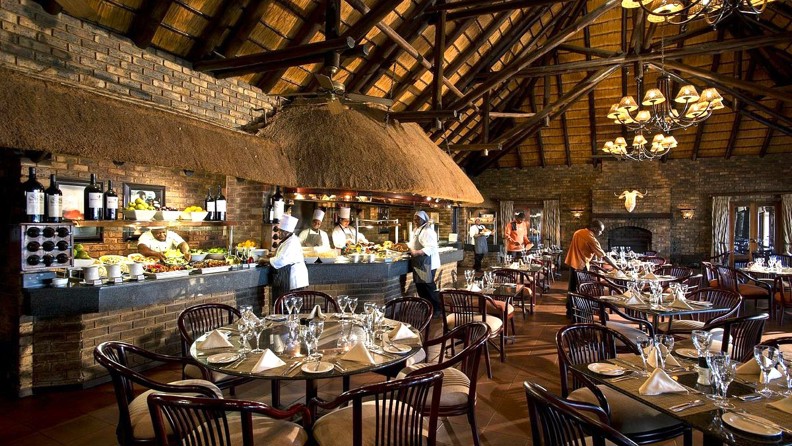 Bakubung Bush Lodge Restaurant 01