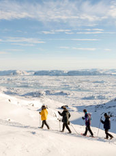 Igloo Lodge Snowshoe Hike @Eric Lee